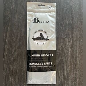 BNWT Browns Summer Insoles - Size 43 (US Men’s 9.5-10)